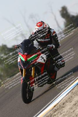 media/Nov-02-2025-Lets Ride (Sun) [[f7a3caa734]]/B Group/1120am (Turn 2 Inside)/